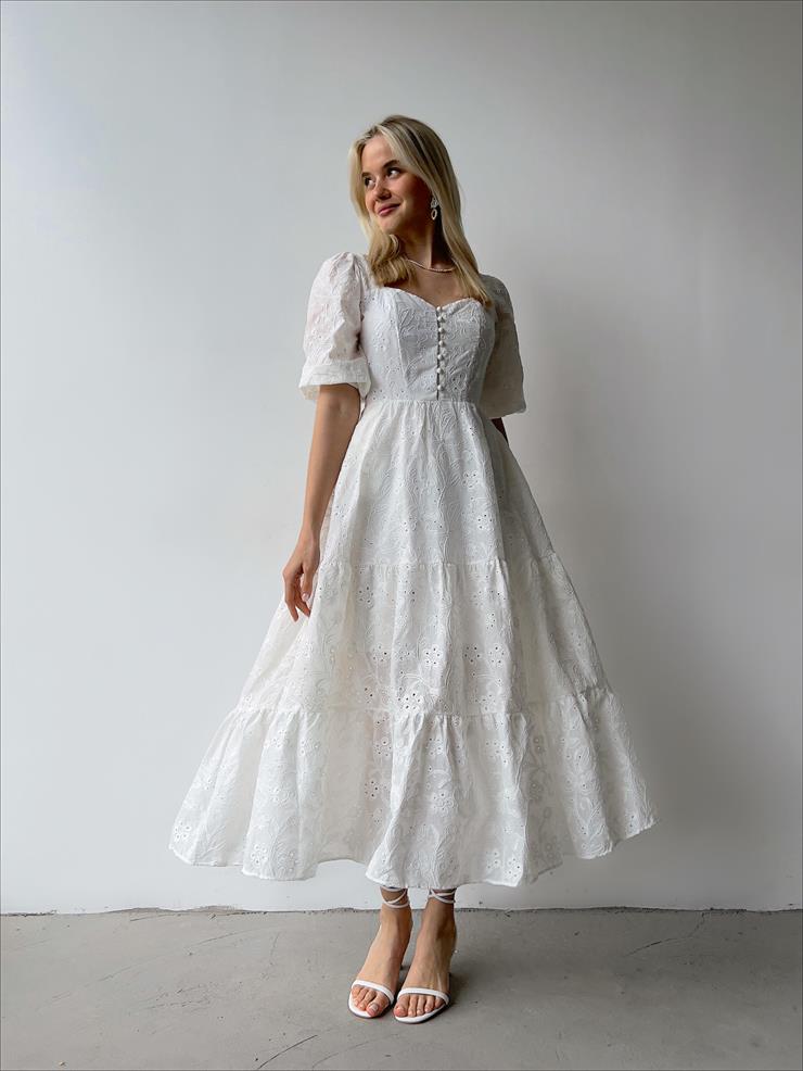 Önü Düğmeli Lastikli Yarım Kol Brode Kadın Beyaz Güpürlü elbise 23Y000208