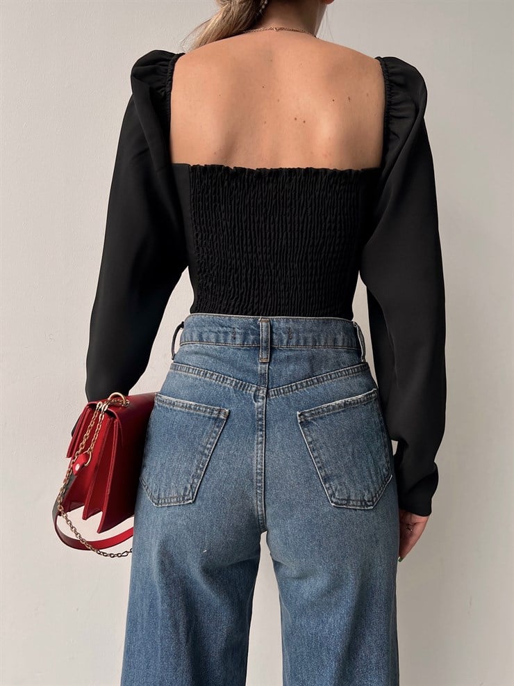 Önü Düğüm Detay Sırtı Gipeli Martha Kadın Siyah Crop Bluz 22K000629