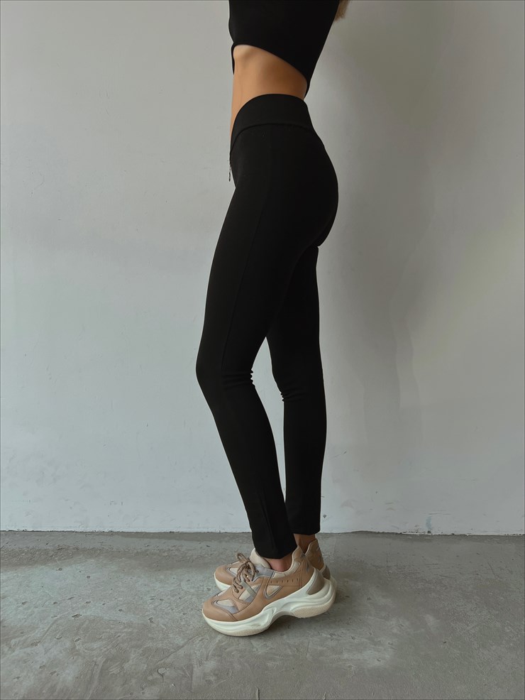 Önü Fermuarlı Düşük Bel Kadın Siyah Tayt 22K000029