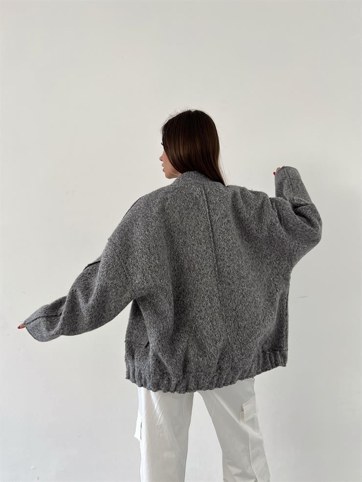 Önü Çıtçıt Kapamalı Büyük Cep Görünümlü Orrel Kadın Gri Oversize Ceket 23K000463