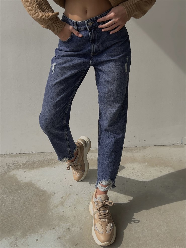 Orta Bel Paçası Yırtık Detay Çift Cepli Kadın Izacco Mavi Mom Jeans 23K000048