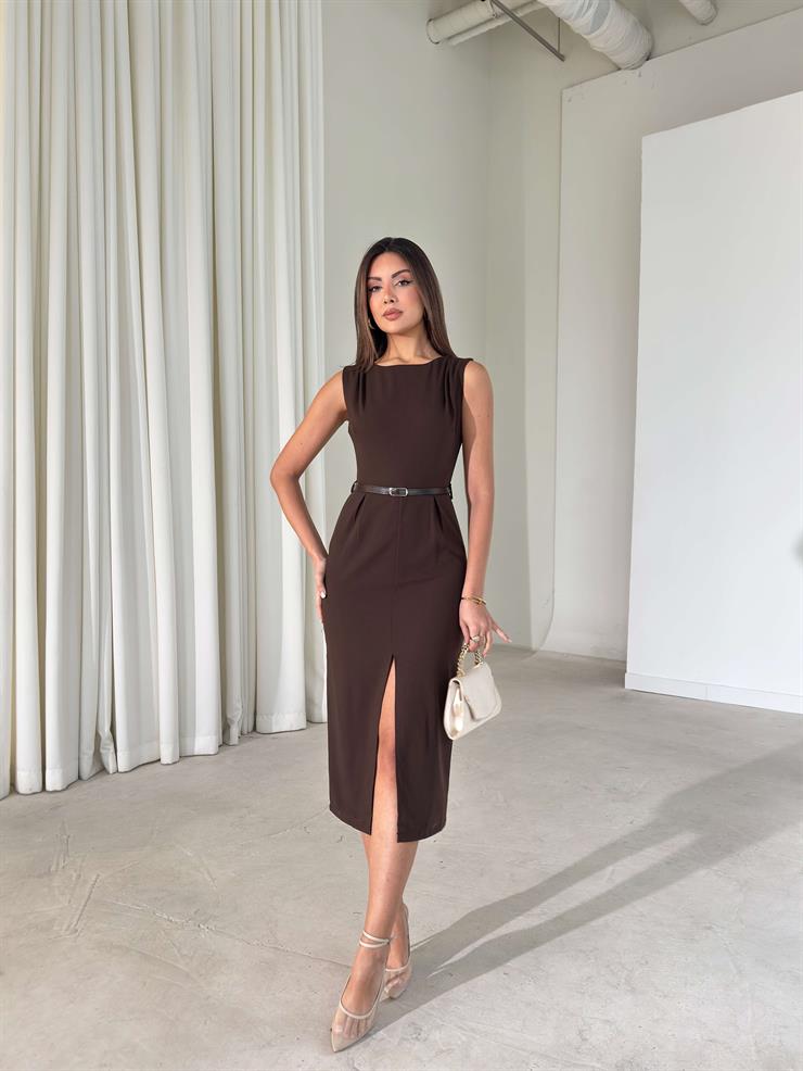 Yırtmaçlı Kemerli Drape Detaylı Sıfır Kol Otis Kahve Kadın Elbise 26K416