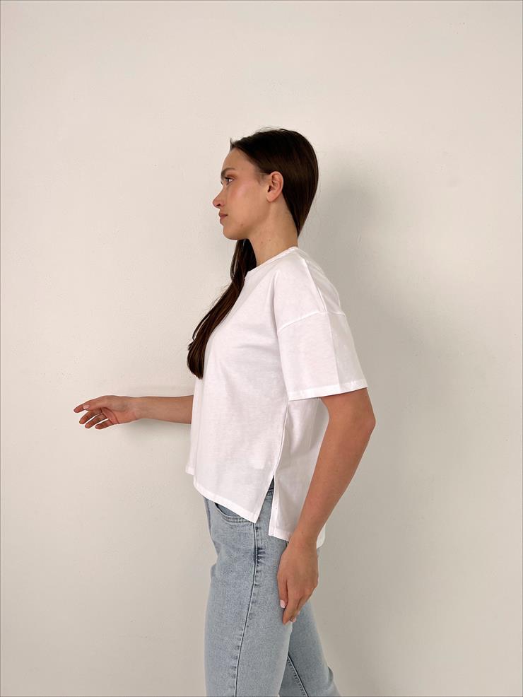 Bisiklet Yaka Kısa Kollu Oversize Basic Kadın Beyaz Tişört 23Y000097