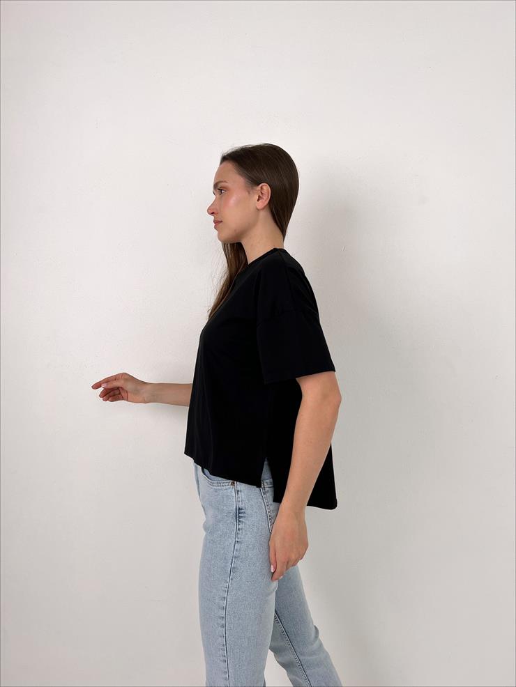 Bisiklet Yaka Kısa Kollu Oversize Basic Kadın Siyah Tişört 23Y000097