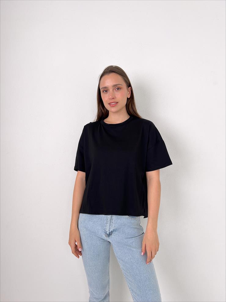 Bisiklet Yaka Kısa Kollu Oversize Basic Kadın Siyah Tişört 23Y000097