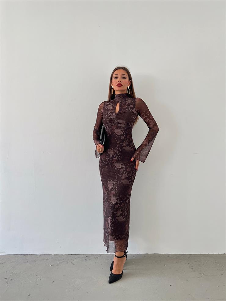 Uzun Tül Kol Göğüs Kısmı Büzgülü Ve Pencere Detaylı Pabiyan Kadın Kahve Elbise 24k000025