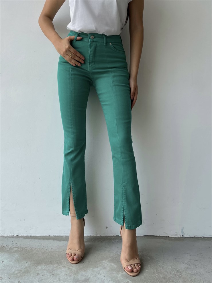 Paçası Önden Yırtmaçlı Dikiş Detaylı Yüksek Bel Benny Kadın Yeşil Jean 22Y000249