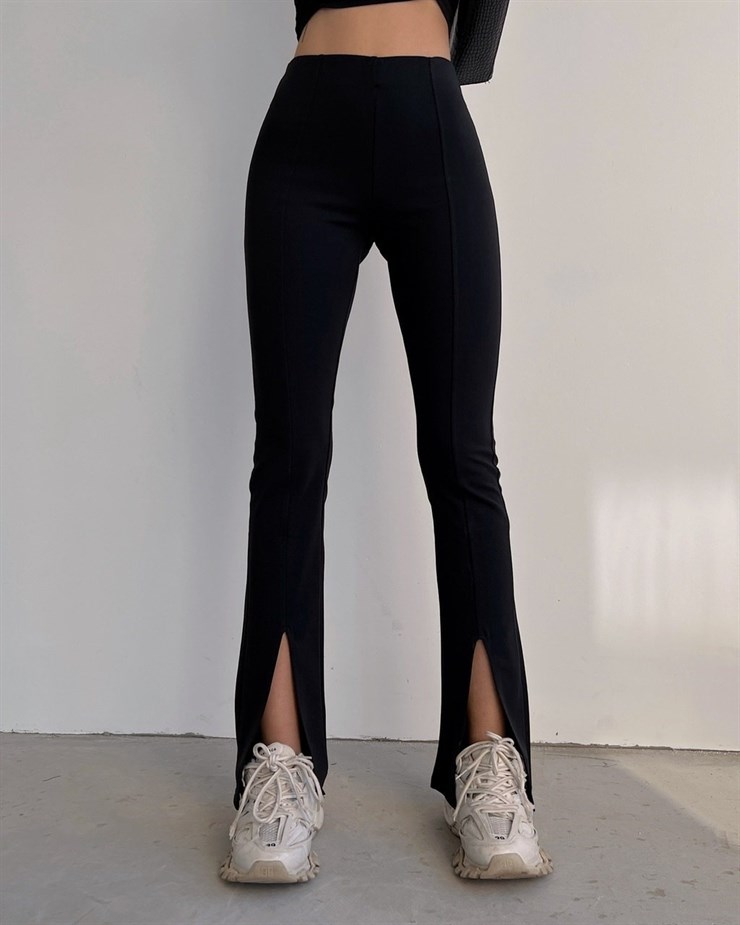 Paçası Önden Yırtmaçlı Kadın Siyah Tayt Pantolon 22K000520