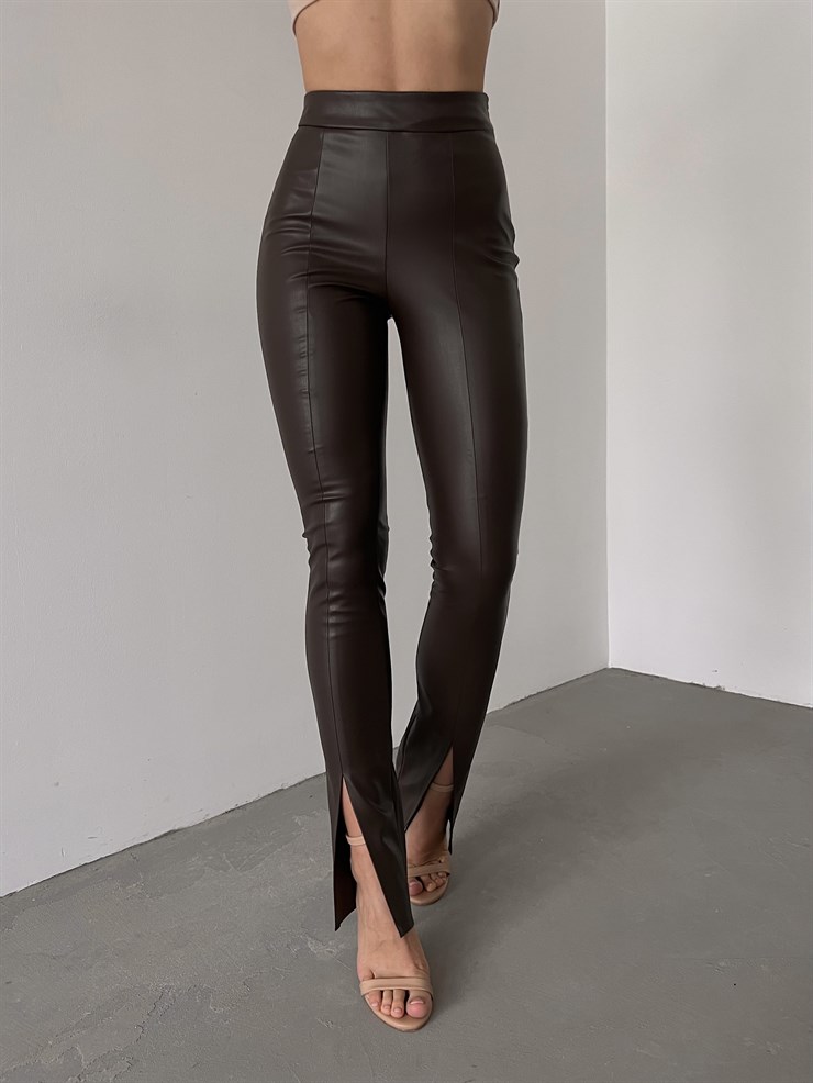 Paçası Yırtmaçlı Edson Kadın Kahve Vegan Deri Pantolon 23K000144