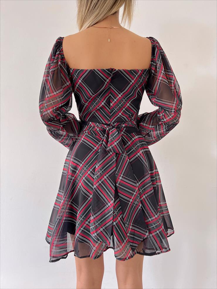 Uzun Tül Kol Göğüs Kısmı Büzgülü Pencere Detaylı Palermo Kadın Siyah Mini  Elbise 23Y000239