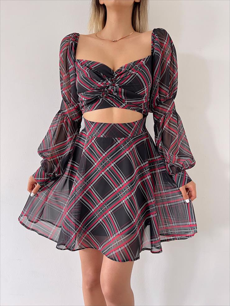 Uzun Tül Kol Göğüs Kısmı Büzgülü Pencere Detaylı Palermo Kadın Siyah Mini  Elbise 23Y000239