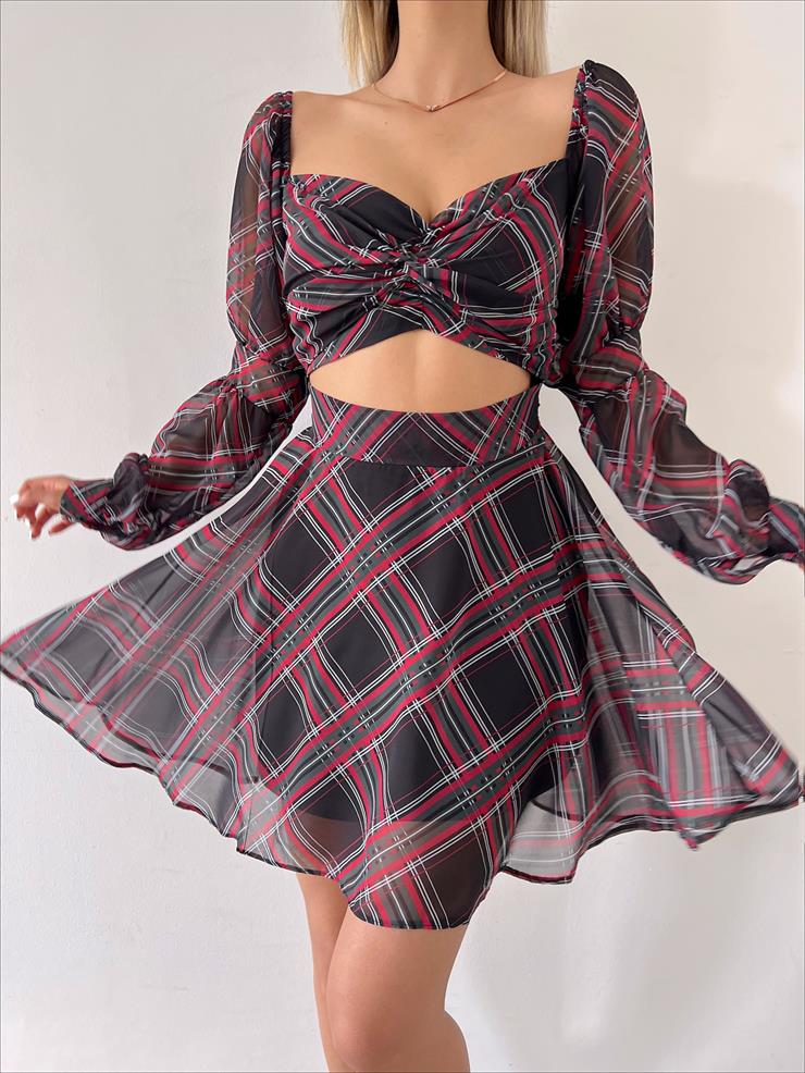 Uzun Tül Kol Göğüs Kısmı Büzgülü Pencere Detaylı Palermo Kadın Siyah Mini  Elbise 23Y000239