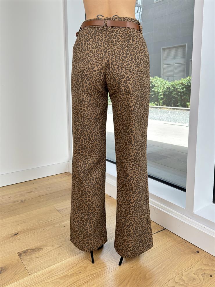 Beli Kemerli Leopar Desenlli Kahve Kadın Pantolon 25K194