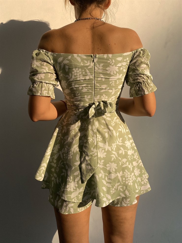 Papatyalı Madonna Yaka Eteği Volanlı Kadın Yeşil Şort Tulum 21Y000428