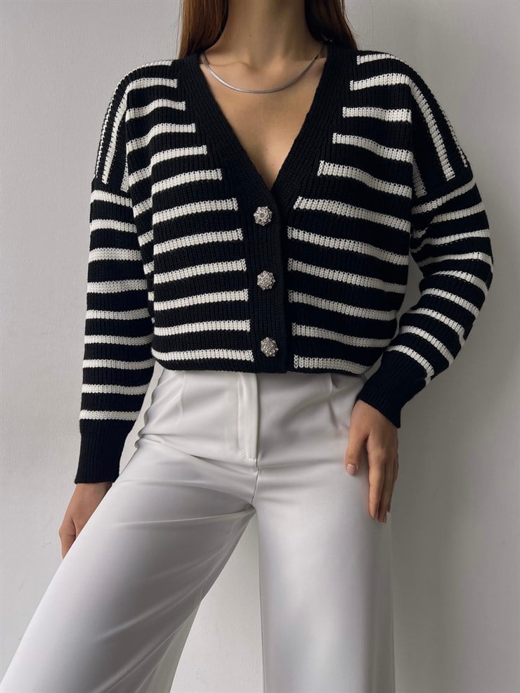 Parlak Düğme Detaylı Çizgili Enzo Kadın Siyah Hırka 23K000238