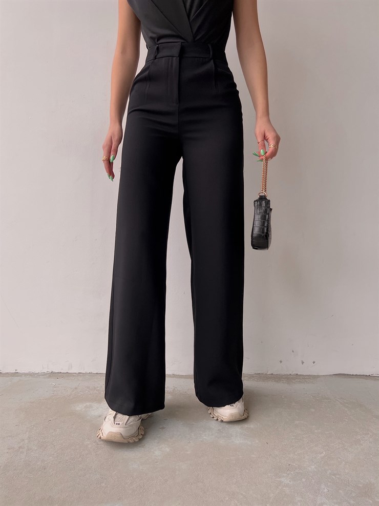 Parlak Kumaş Dökümlü Dorothy Kadın Siyah Palazzo Pantolon 22Y000059