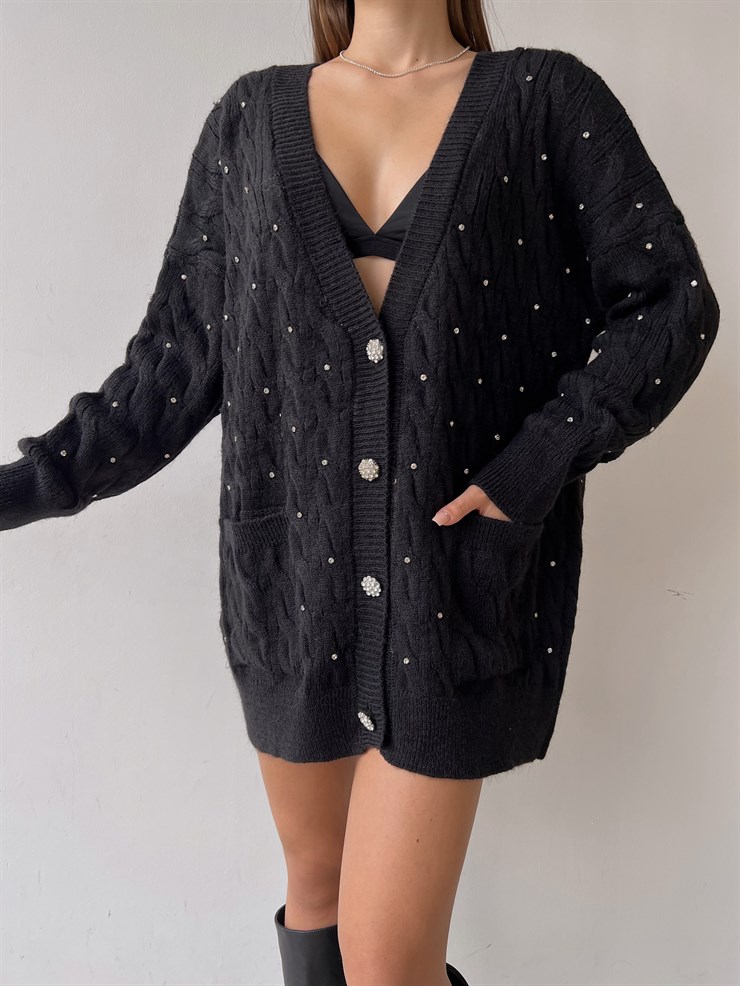 Parlak Taş Düğmeli Yanları Cepli Salaş Boey Kadın Siyah Triko Hırka 23K000159