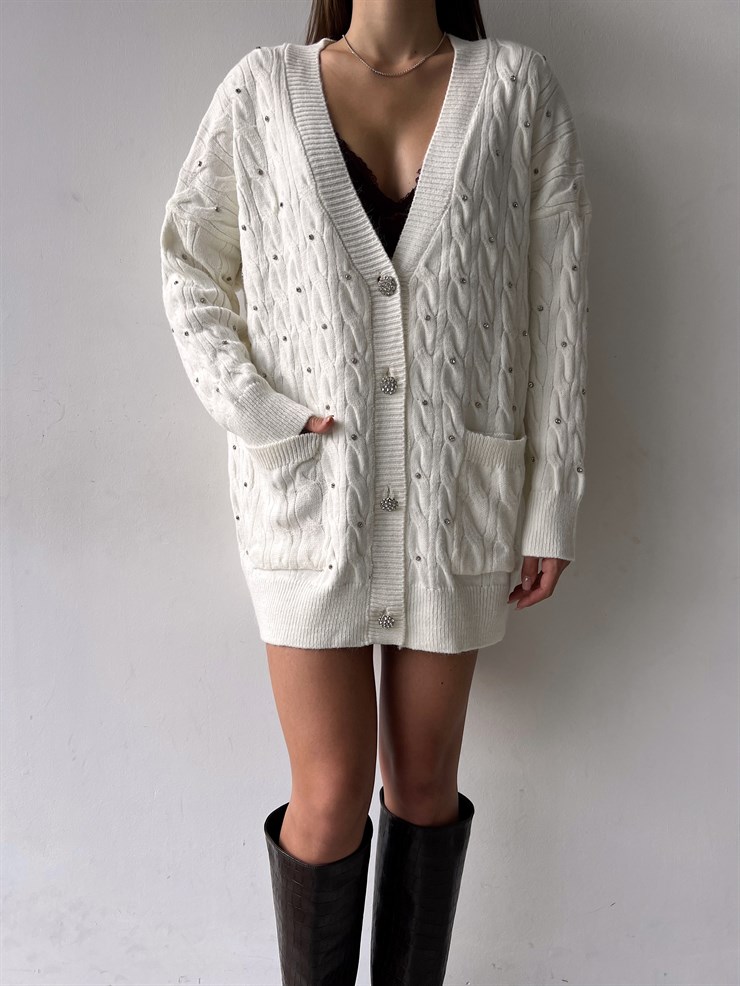 Parlak Taş Düğmeli Yanları Cepli Salaş Boey Kadın Ekru Triko Hırka 23K000159