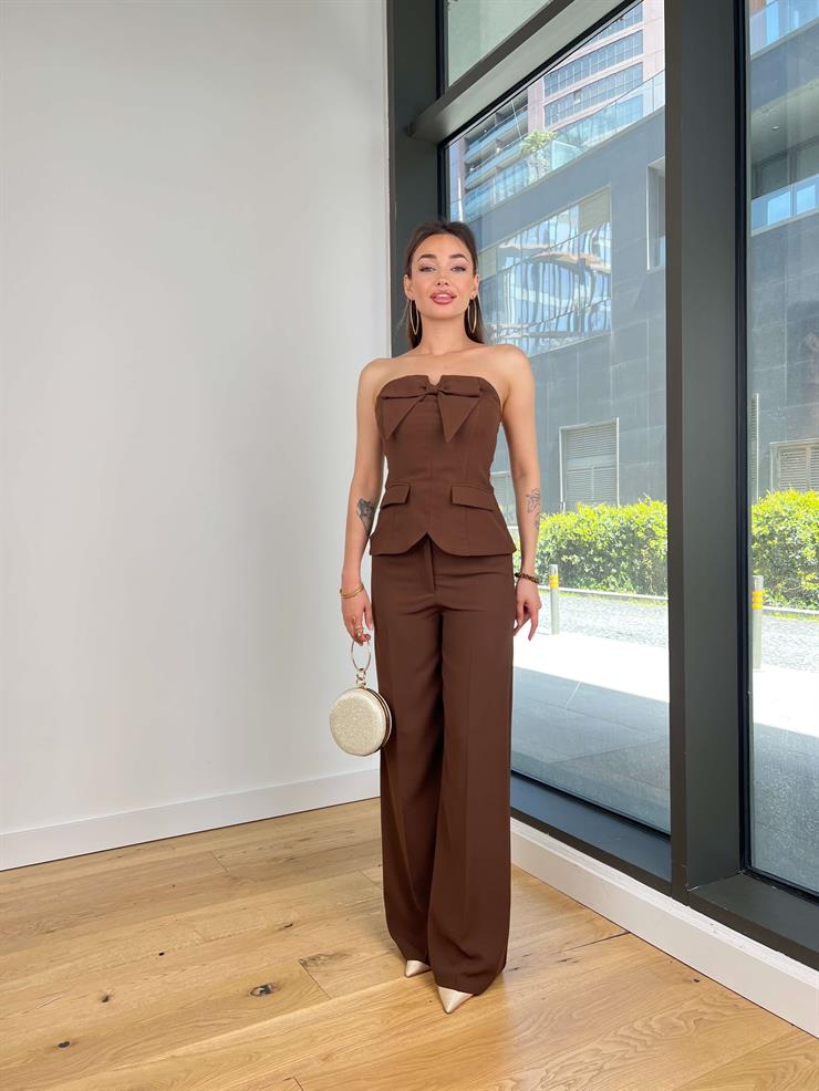 Straplez Önü Fiyonklu Yüksek Bel Bol Paça Pantolon Petra Kahve Kadın Takım 25K049