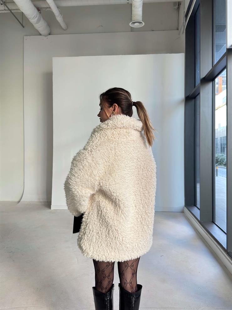 Önü Kapamalı Peluş Pevrida Ekru Kadın Kürk Mont 26K144
