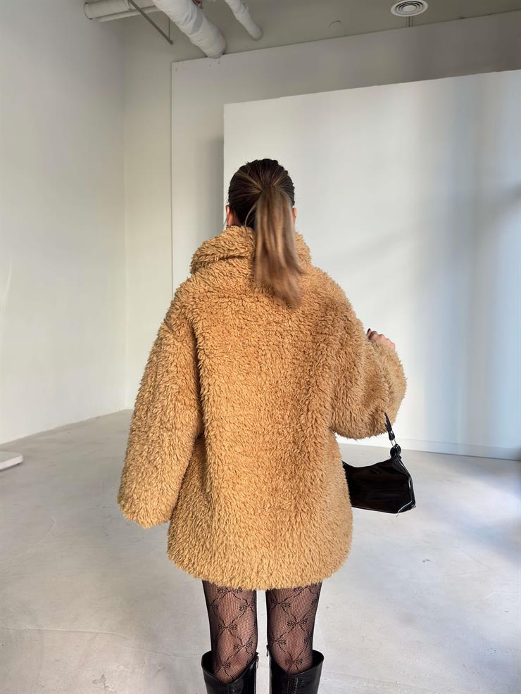 Önü Kapamalı Peluş Pevrida Camel Kadın Kürk Mont 26K144