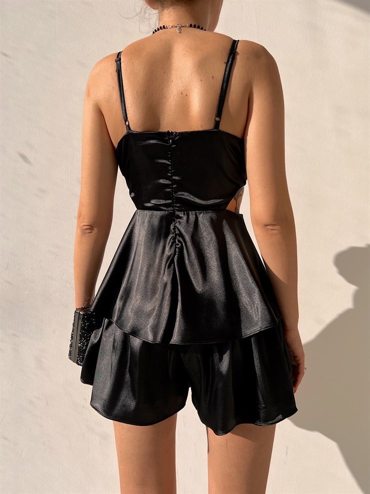 Pileli Beli Pencere Dekolte Calista Kadın Siyah Şort Tulum 22K000614