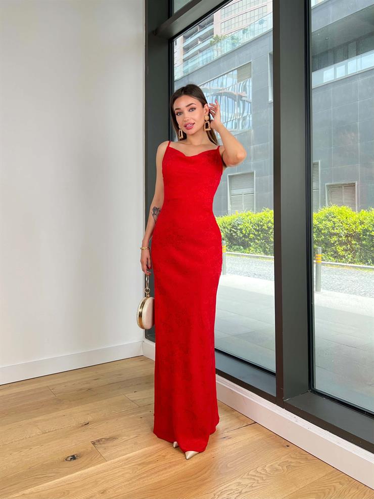 Degaje Yaka Askılı Piranda Desenli Kırmızı Elbise 25Y336