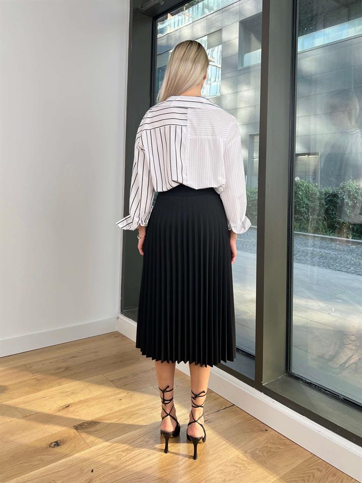 Yüksek Bel Yırtmaçlı Pratham Kadın Siyah Pileli Etek 24k289