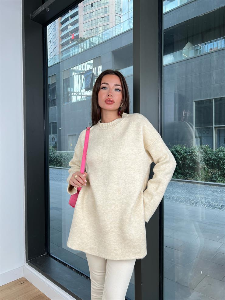 Bisiklet Yaka Oversize Pretty Kadın Bej Kazak 24k000172