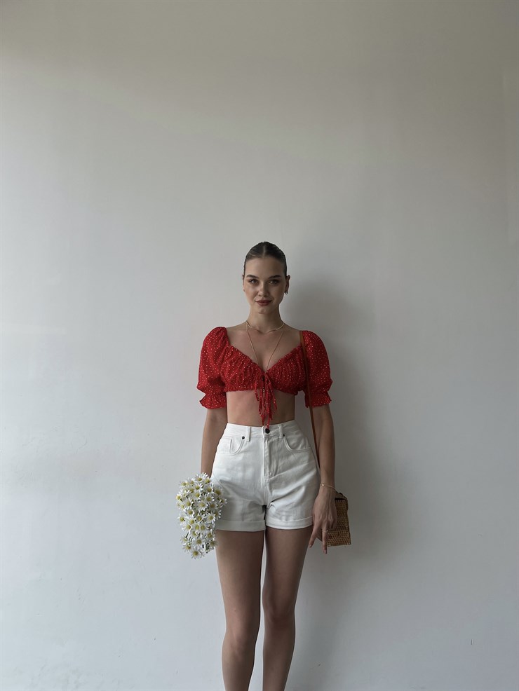 Puantiyeli Önden Bağcıklı Lastikli Zanna Kadın Kırmızı Crop Bluz 22Y000360