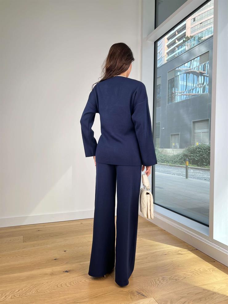 Kruvaze Yaka Yandan Bağlamalı Bluz Bol Paça Pantolon Rasmus Lacivert Kadın Triko Takım 25K224