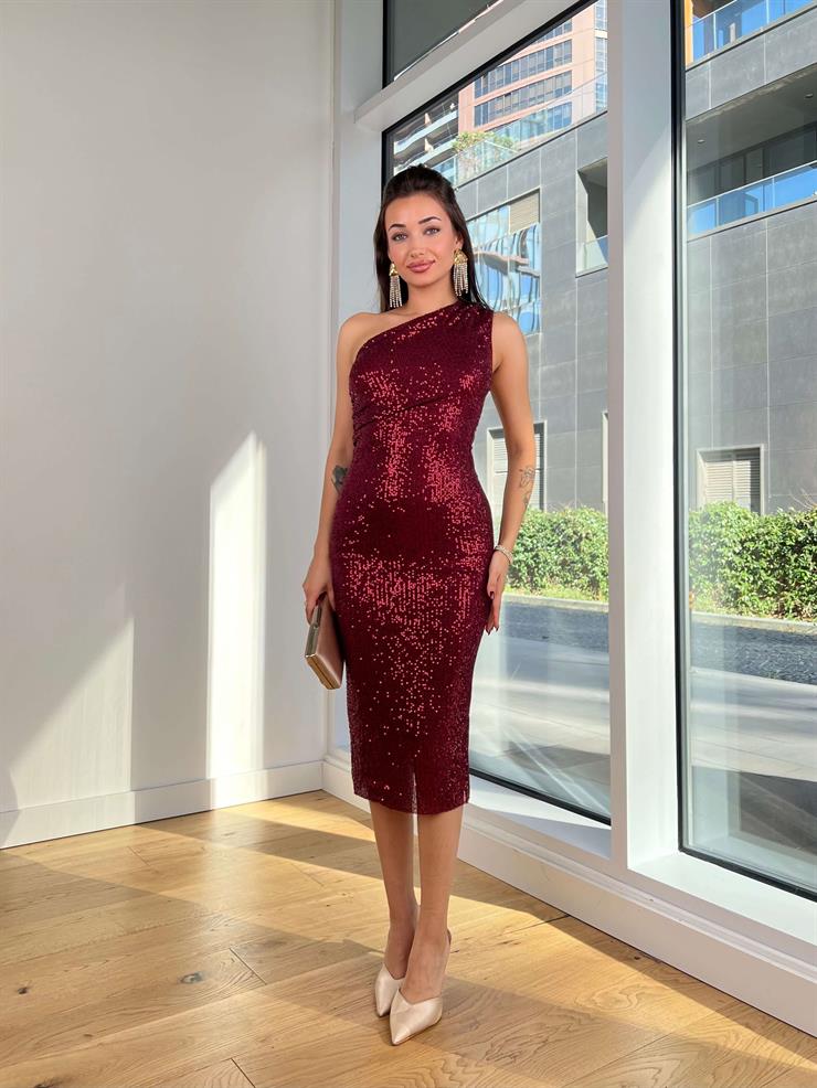 Tek Omuz Drapeli Pullu Payetli Raven Bordo Kadın Midi Elbise 25K288