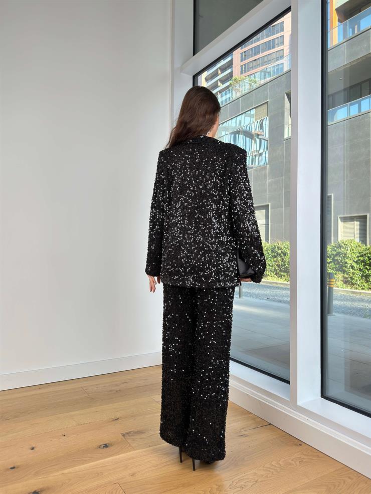 Omuz Vatkalı Payetli Ravin Siyah Kadın Ceket 25K349