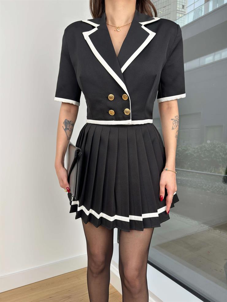 Önü Düğme Kapamalı Kısa Kollu Rayssa Kadın Siyah Crop Ceket 24Y188