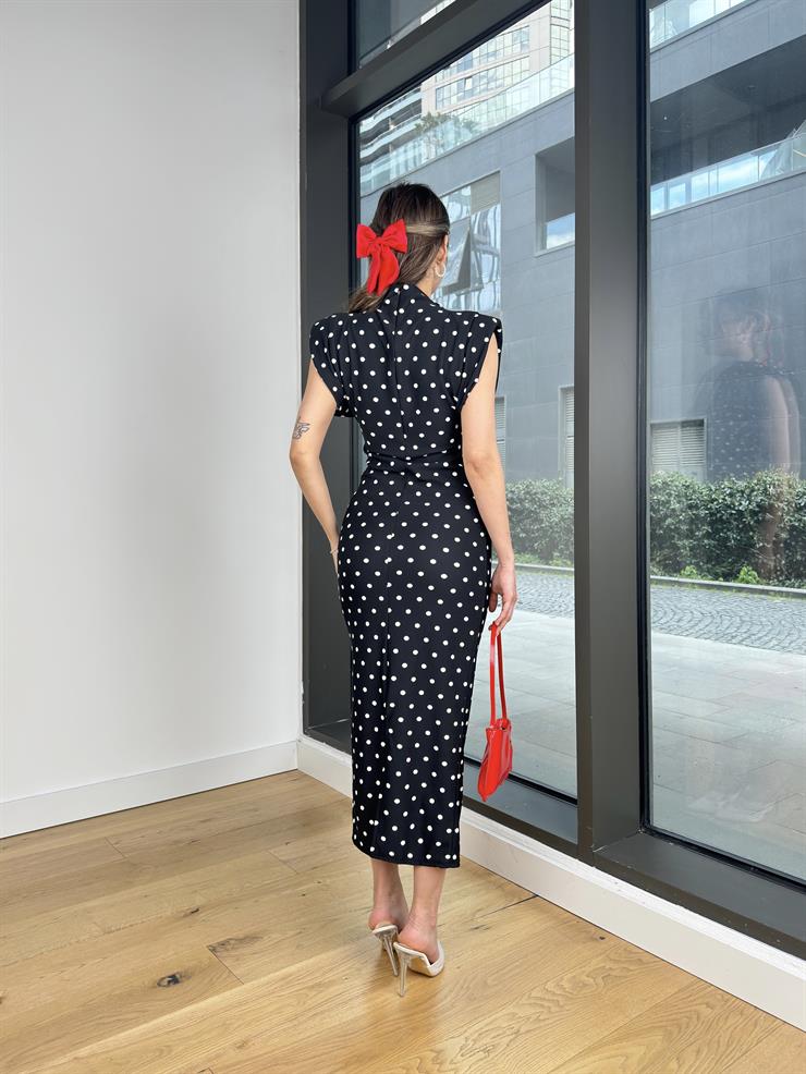 Yarım Boğazlı Kolsuz Puantiyeli Raziana Siyah Kadın Elbise 25Y210