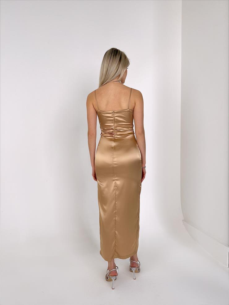 Göğüs Kısmı Büzgülü İnce Askılı Belden Oturtmalı Renate Kadın Vizon Saten Elbise 23Y000156