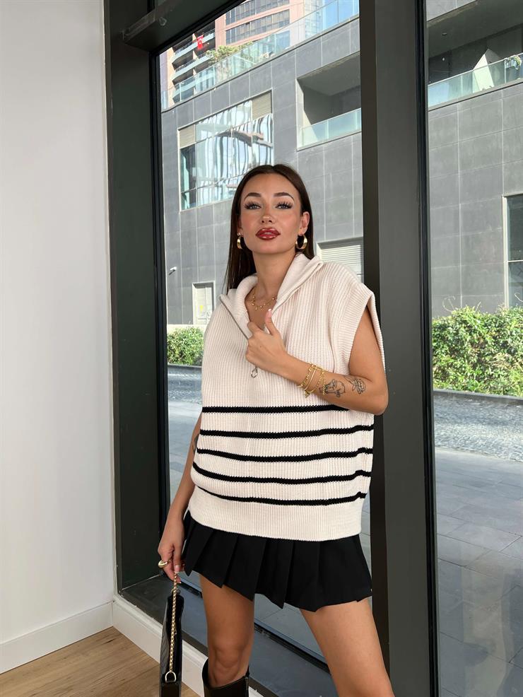 Yarım Fermuarlı Renz Çizgili Kadın Ekru Süveter 24k248