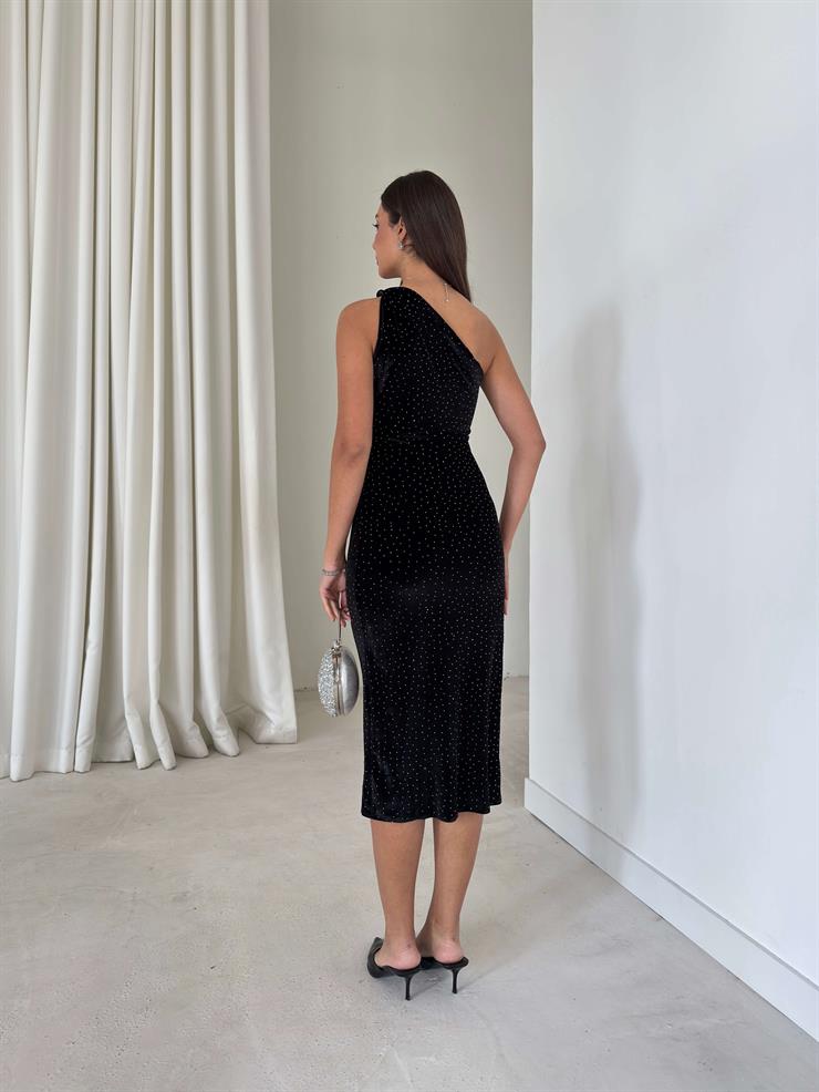 Taşlı Aksesuarlı Kruvaze Kesim Tek Omuz Rında Siyah Kadın Elbise 26K296