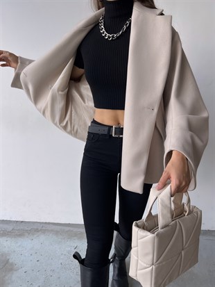 Önü Düğme Kapamalı Oversize Rosana Kadın Taş Kaban 23K000190