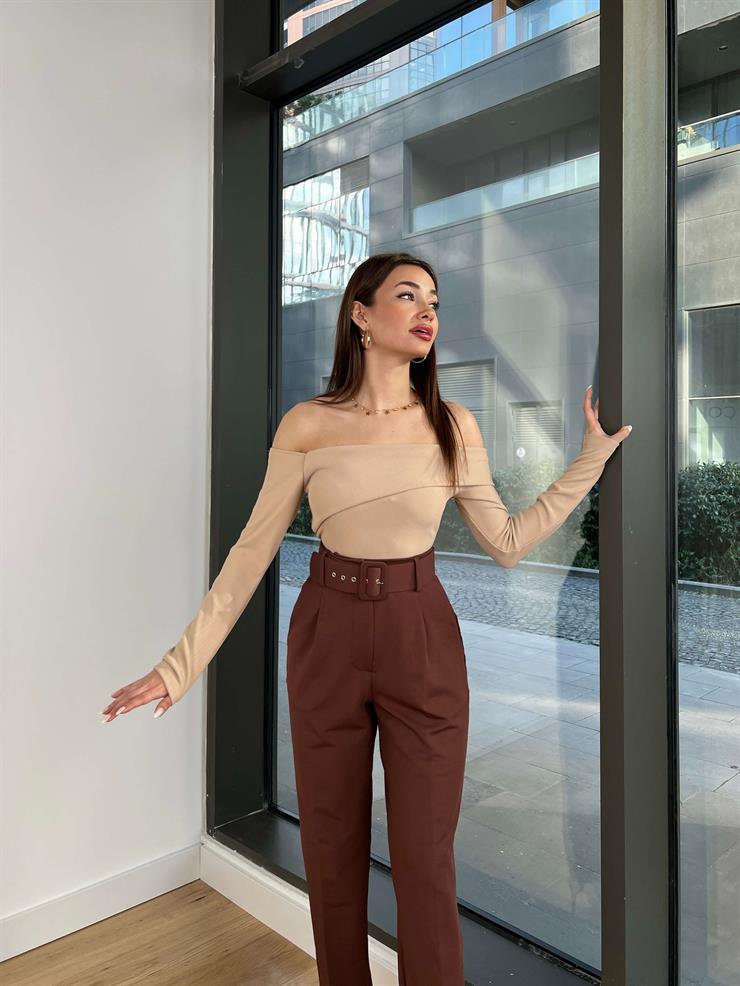 Madonna Yaka Saga Kadın Camel Bluz 24Y010