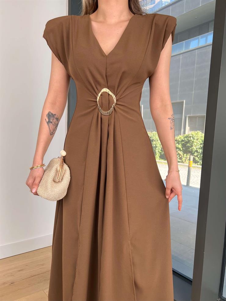 V Yaka Önü Aksesuarlı Sally Kahve Kadın Elbise 25Y002