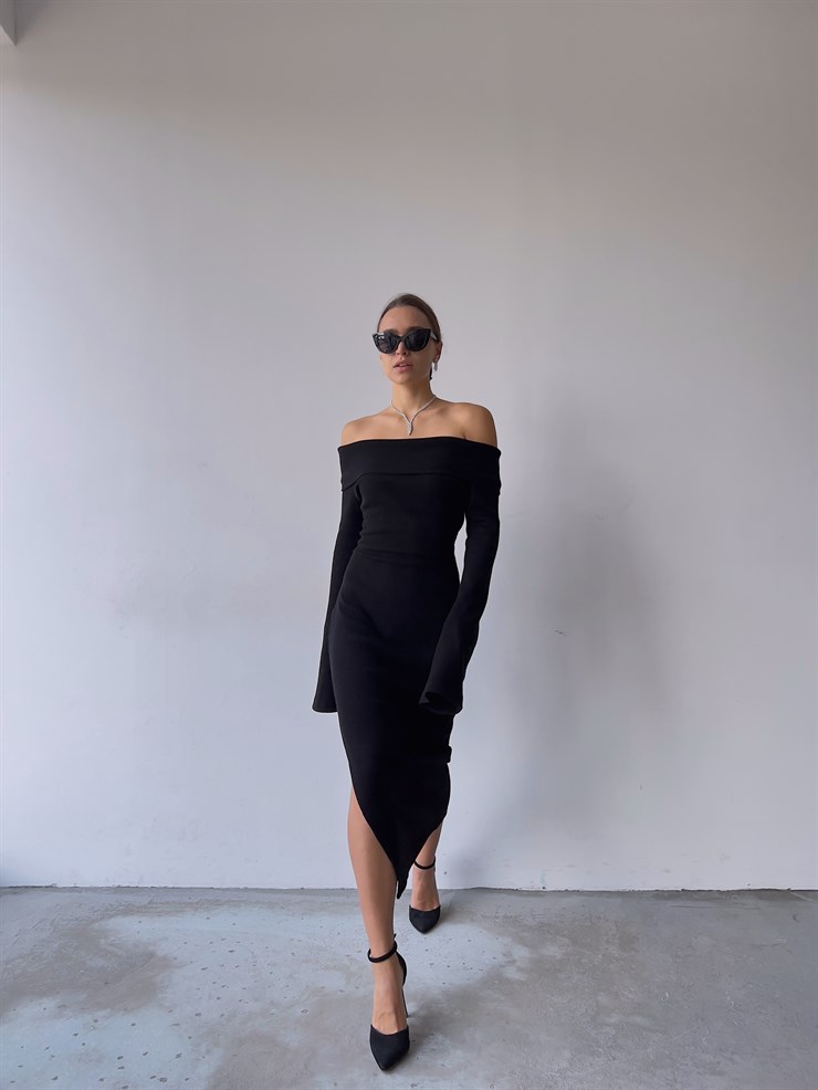 Madonna Yaka Kol Ucu Geniş Kesim Yandan Yırtmaçlı Sandro Kadın Siyah Kaşkorse Elbise 23K000228