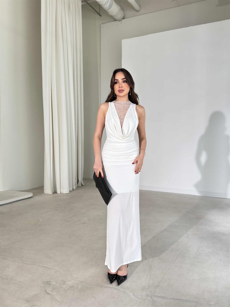 Önü Ve Arkası Dantel Detaylı Degaje Yaka Maxi Beyaz Sarah Kadın Elbise 26Y197