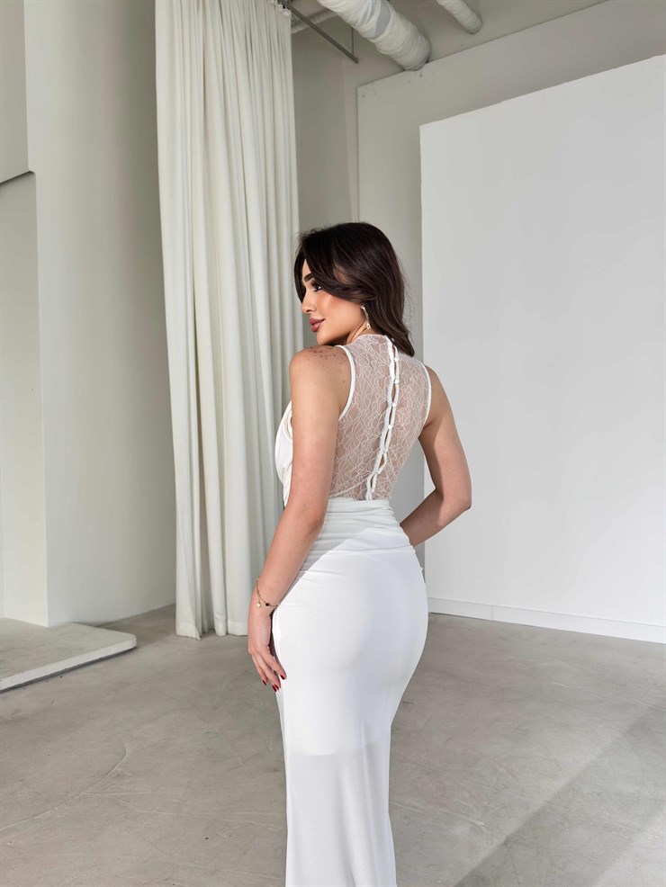 Önü Ve Arkası Dantel Detaylı Degaje Yaka Maxi Beyaz Sarah Kadın Elbise 26Y197