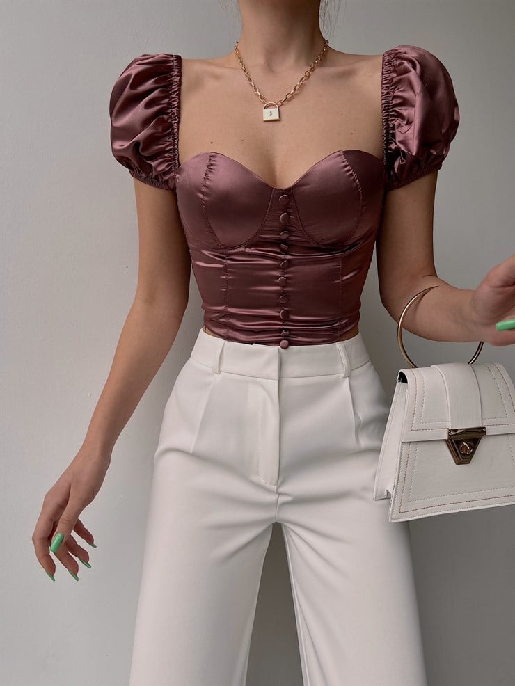 Saten Düğme Detay Kalp Yaka Emily Kadın Lila Korse Bluz 22Y000077