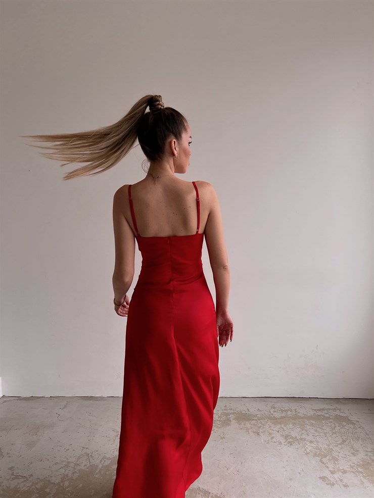 Saten Kruvaze Yaka Drapeli Jocelyn Kadın Kırmızı Uzun Elbise 22Y000084