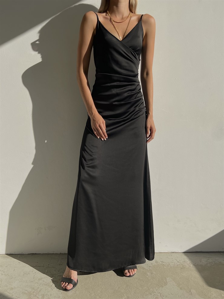 Saten Kruvaze Yaka Drapeli Jocelyn Kadın Siyah Uzun Elbise 22Y000084