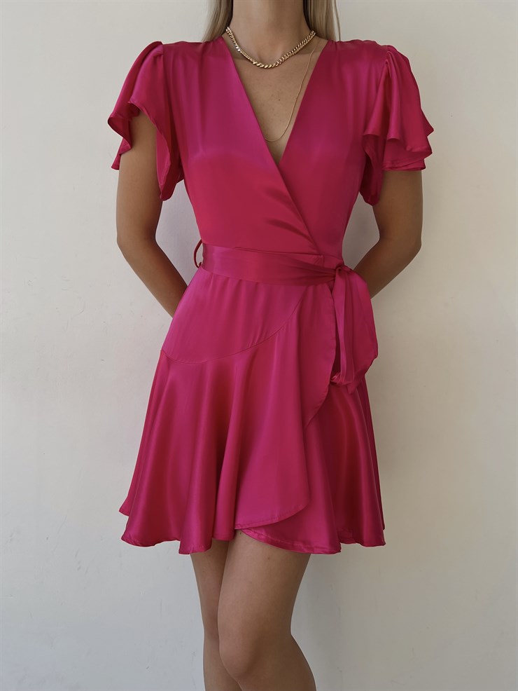 Saten Kruvaze Yaka Kol Ve Etek Kısmı Volanlı Lara Kadın Fuşya Elbise 22Y000492