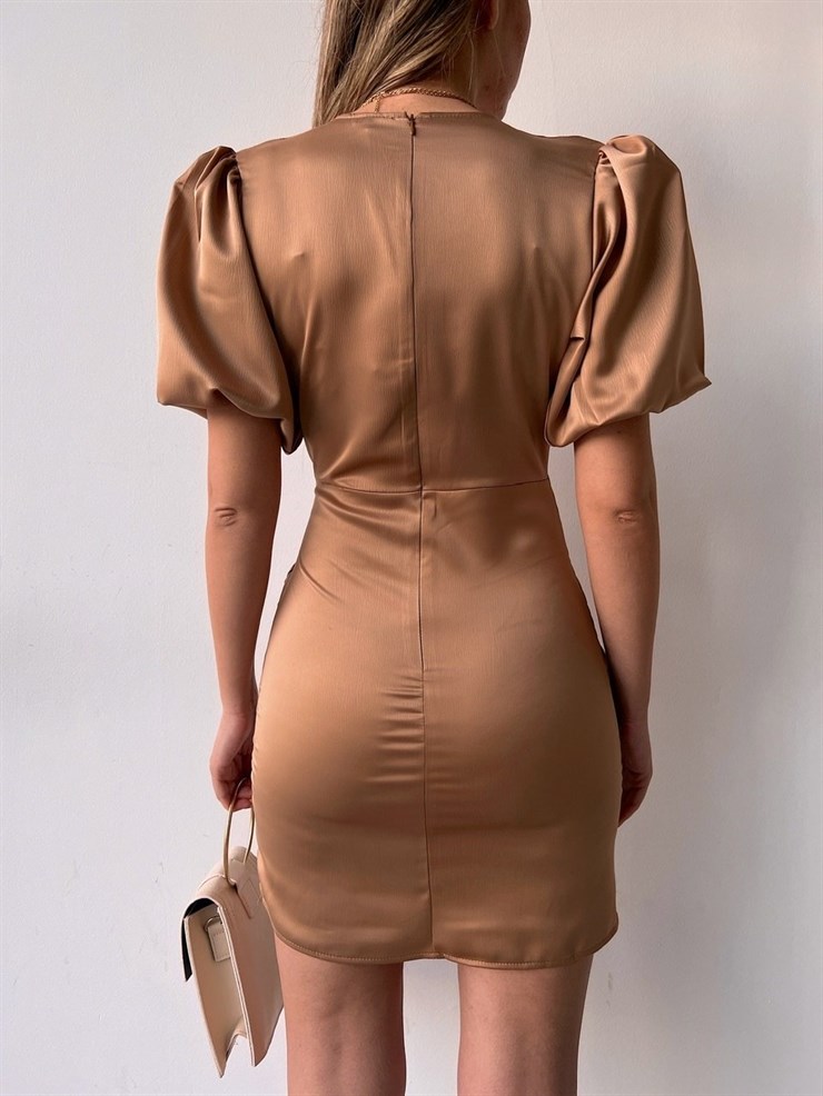 Saten Kuruvaze Yaka Drapeli Belinda Kadın Vizon Elbise 22K000549