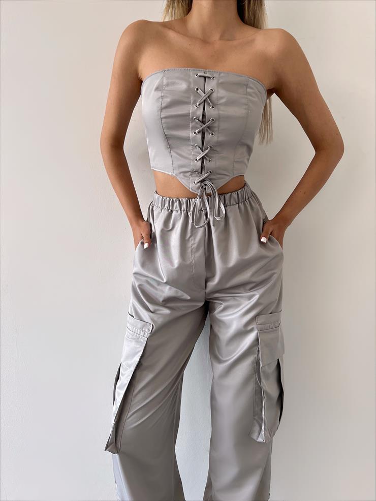 Straplez Korse Detay Crop Beli Lastikli Paçası Bağlama Detaylı Bol Pantolon Satin Kadın Gri Büstiyer Takım 23Y000224